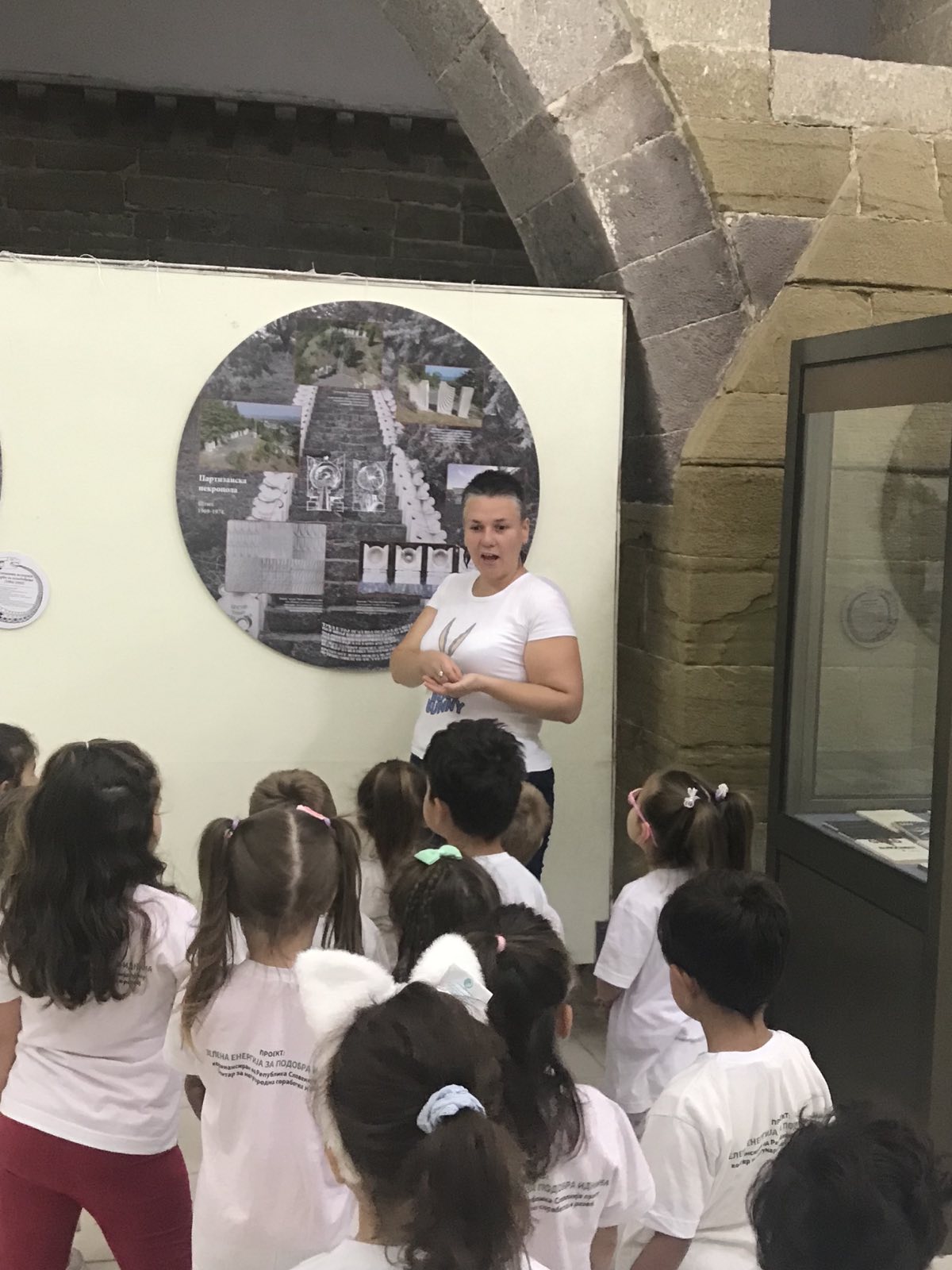 555072782_1950017979129435_395834525804944785_n