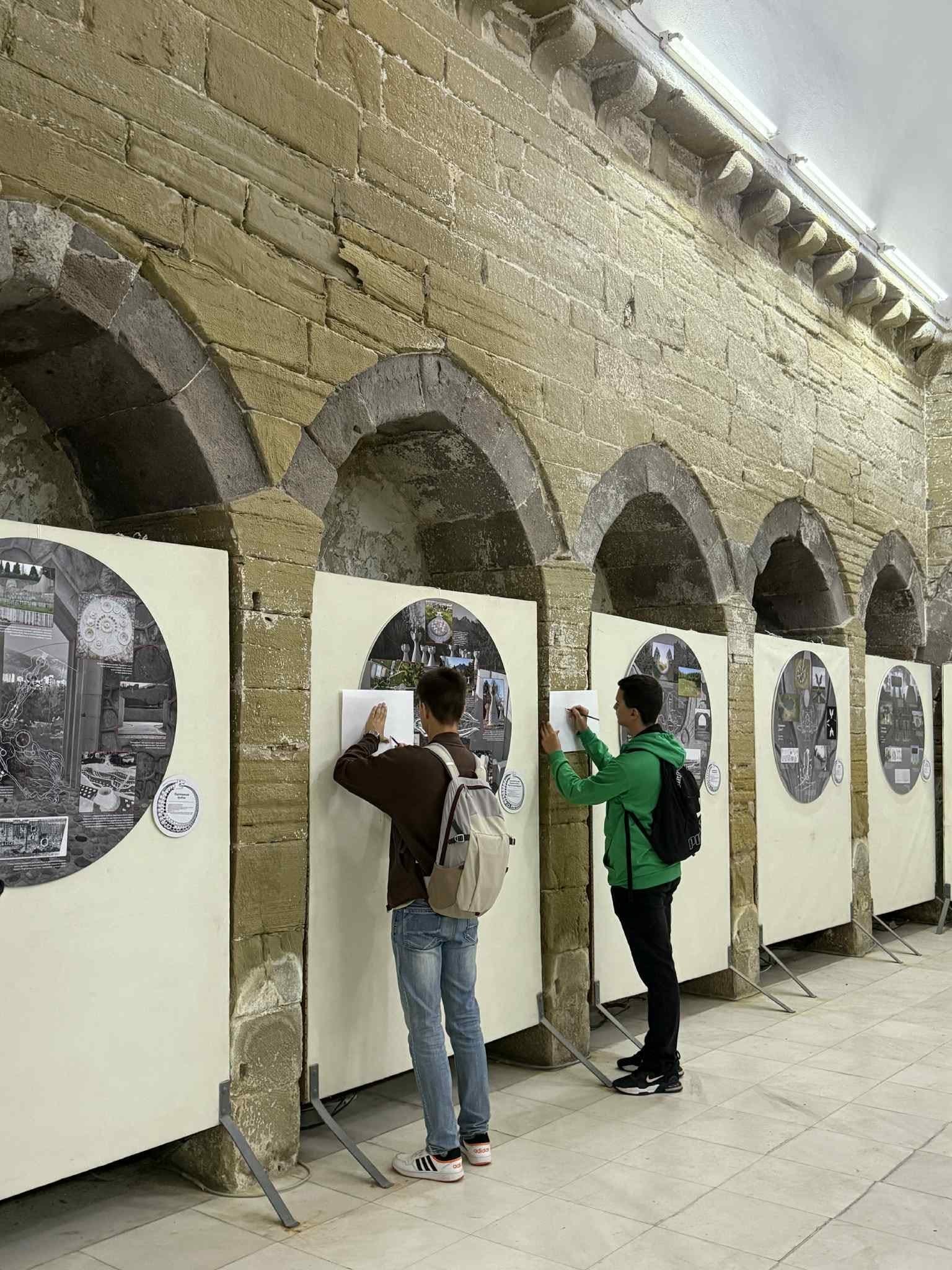 555452916_1950198079111425_4003578431791833576_n