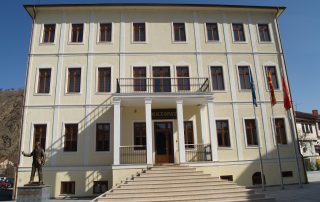 OLYMPUS DIGITAL CAMERA